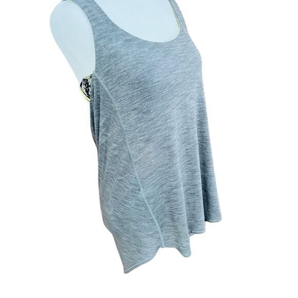 LULULEMON FreeTo be Wild strappy tank size 8. - Picture 5 of 10